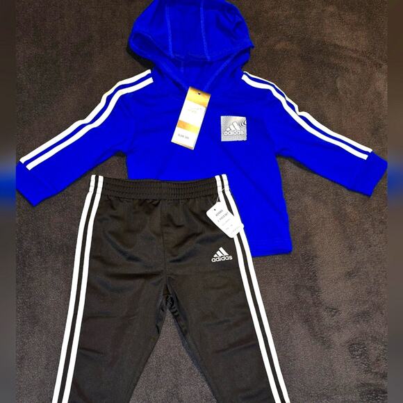 Adidas hoodie & sweatpants - Picture 1 of 3
